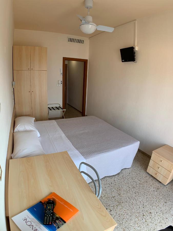 Hotel Sorriso Brenzone sul Garda Exterior foto
