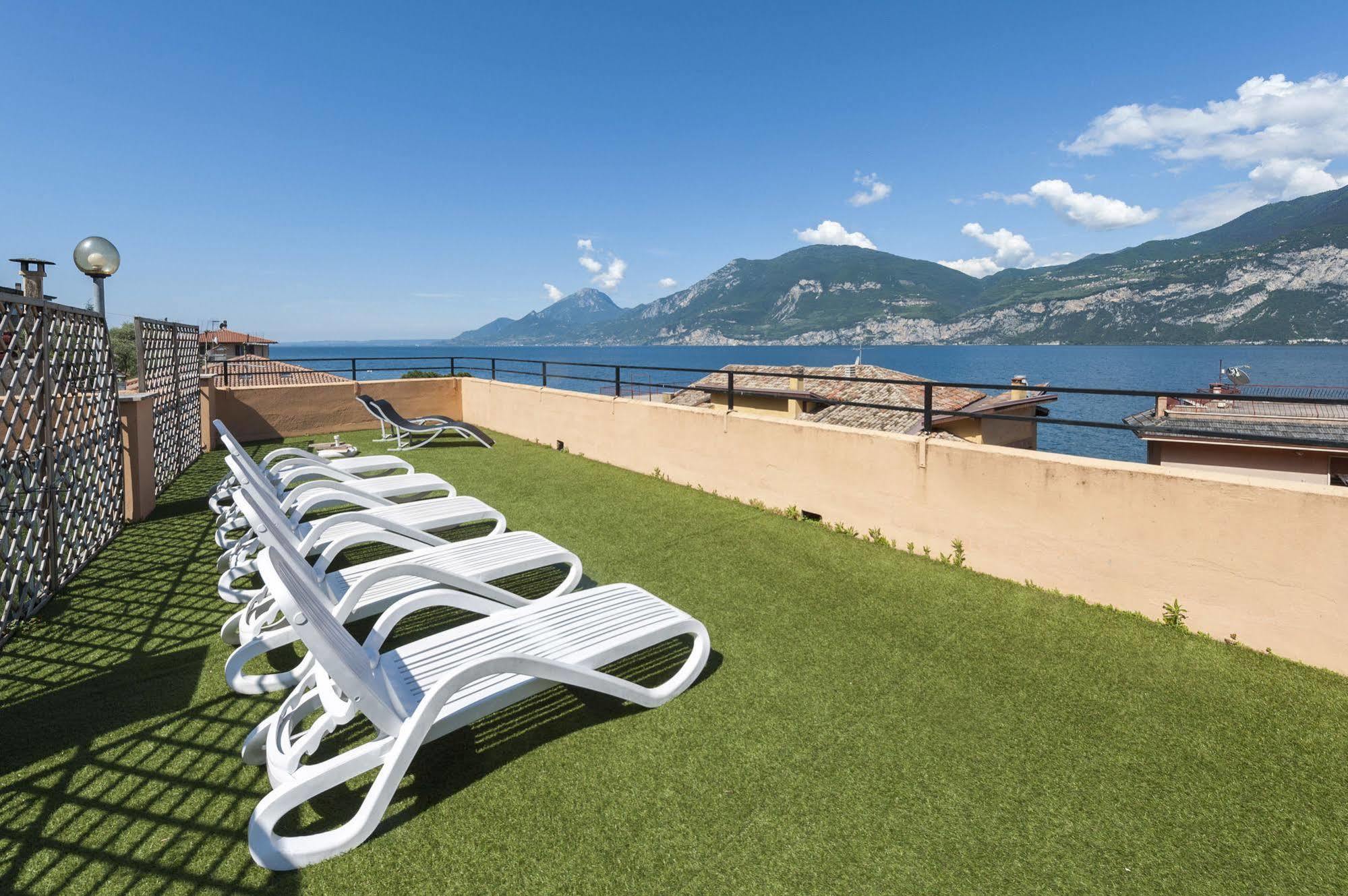 Hotel Sorriso Brenzone sul Garda Exterior foto